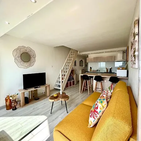 Duplex Cosy Avec Vue Mer *