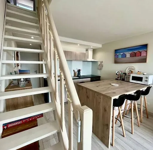Duplex Cosy Avec Vue Mer *